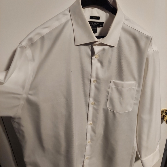 Men's Warehouse-Pronto Uomo wool suit. 44short, 38/30 pants, shirt 17 1/2- 32/33 - Picture 6 of 8